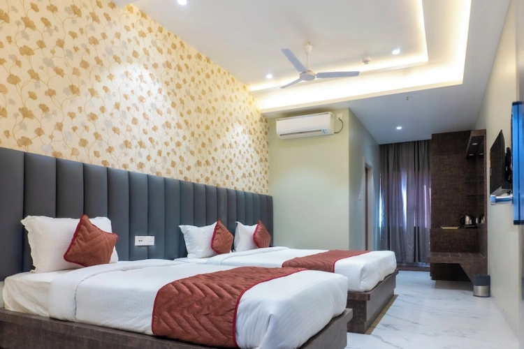 Standard Double Family Club room