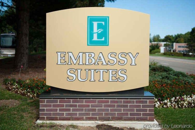 Embassy Suites by Hilton Detroit Livonia Novi photo 32