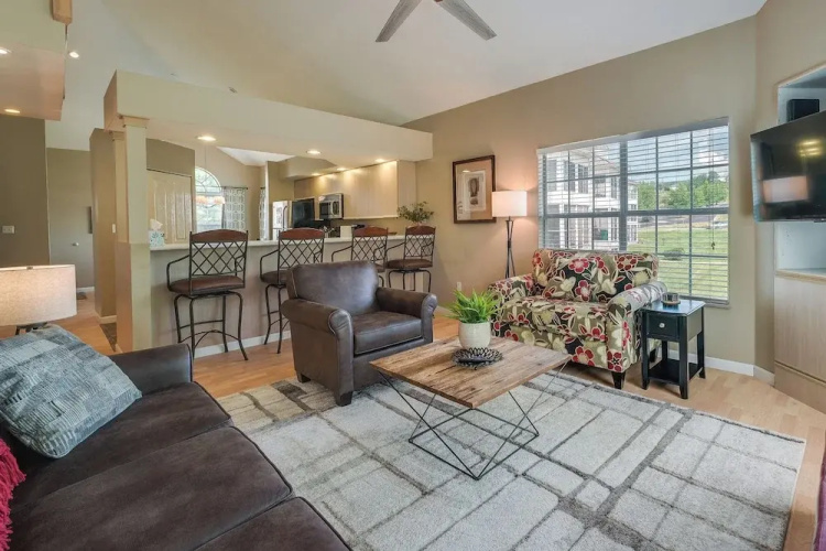 Branson Vacation Rental w/ Pools & Hot Tub!