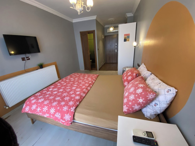 Omar Suite 360