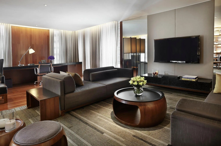 Hansar Bangkok HotelOver view