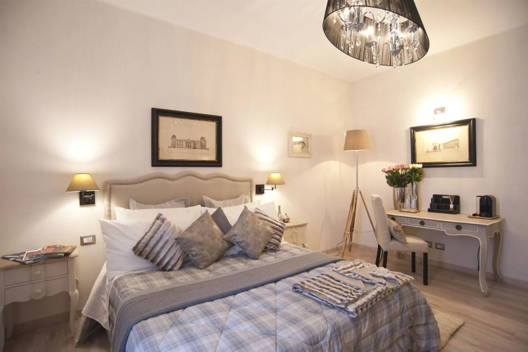 Town House 62