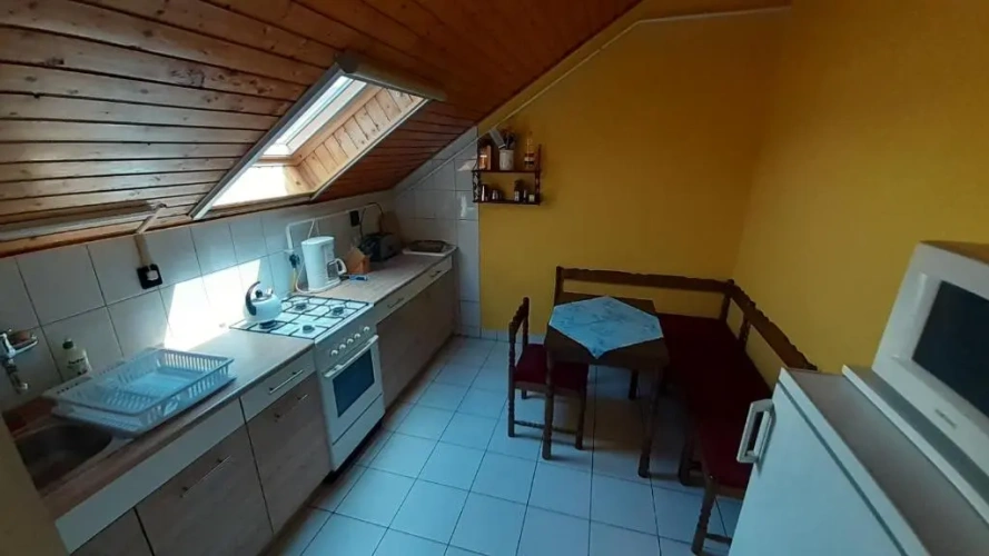 2 Bedrooms Apartment with garden view