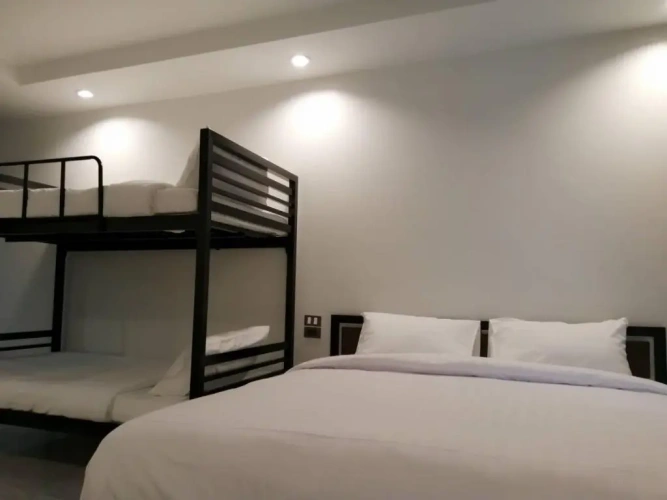 Deluxe Family Suite