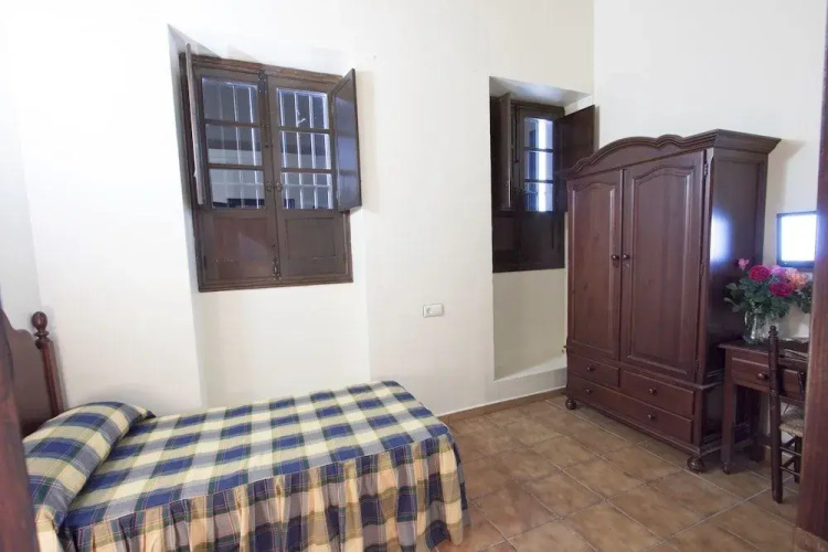 Hotel Puerta De La Sierra