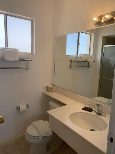 Almara Inn