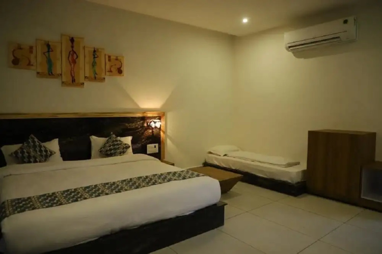 Van Vihar Farm & Resort