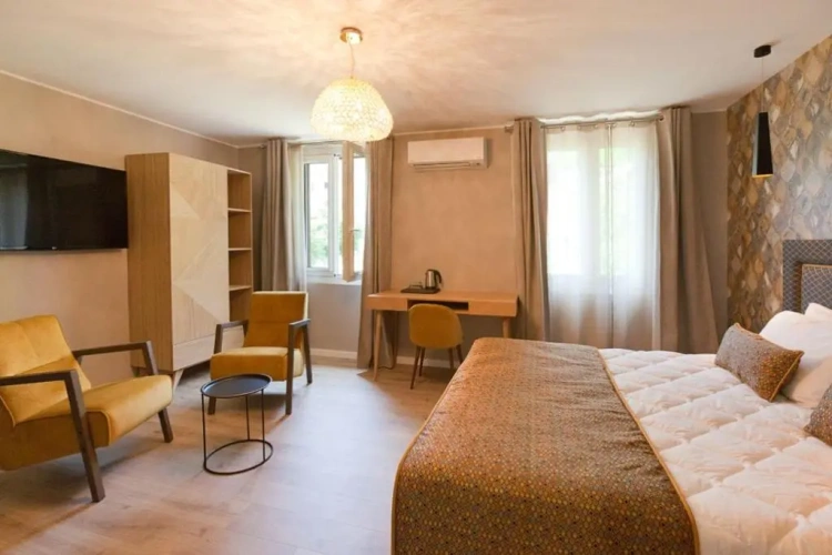 Deluxe Double room