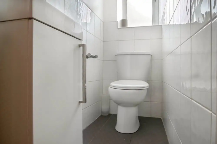 Broxbourne Guest House