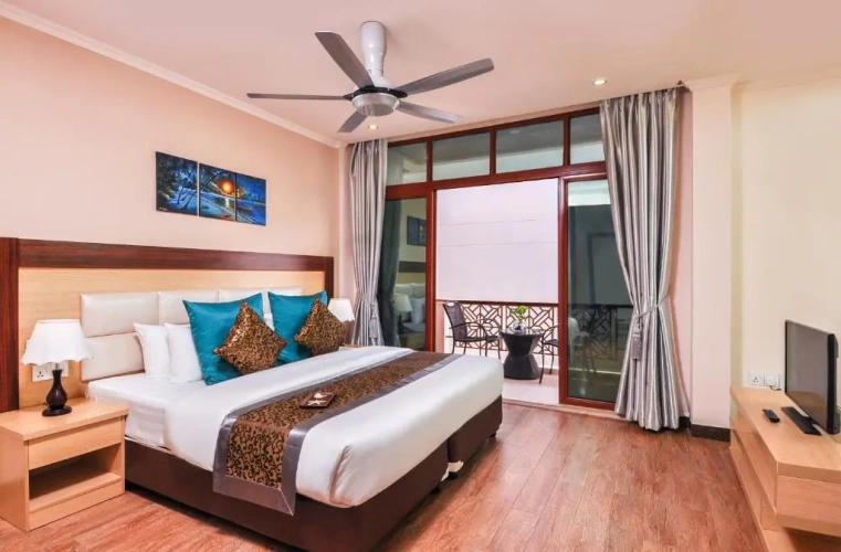 Deluxe Double room Pool View