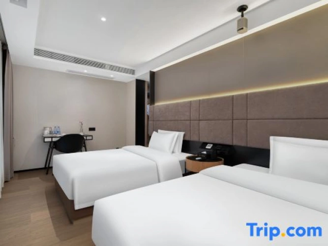 Deluxe Double Suite