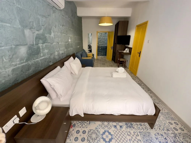 MyTravel House