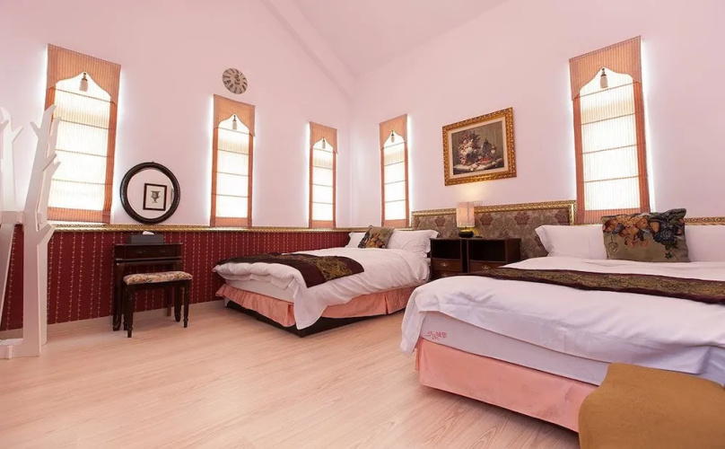 Isa Castle Homestay