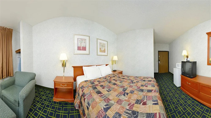 Days Inn Topeka