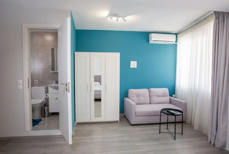 Grand room