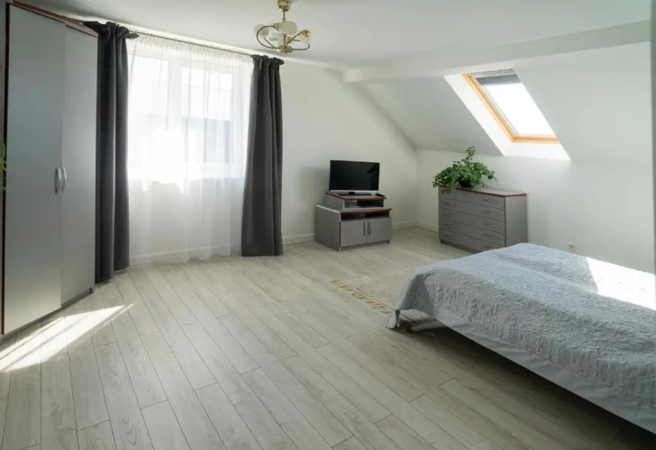 2 Bedrooms Apartment with balcony and with view