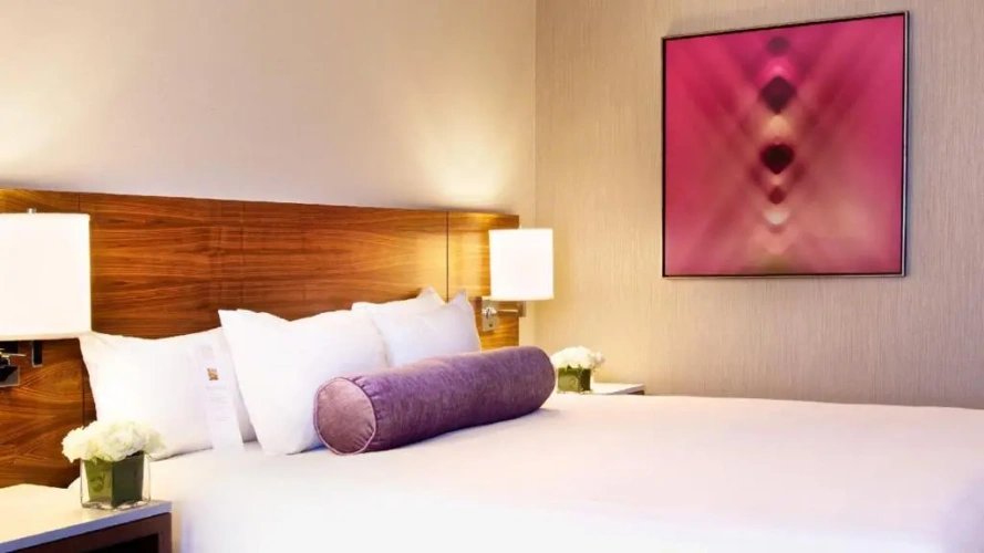 Double room with city view