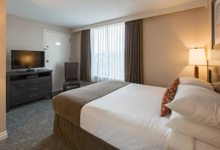 The Embassy Inn photo 7