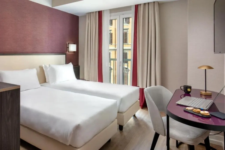 Omnia Classic Twin room