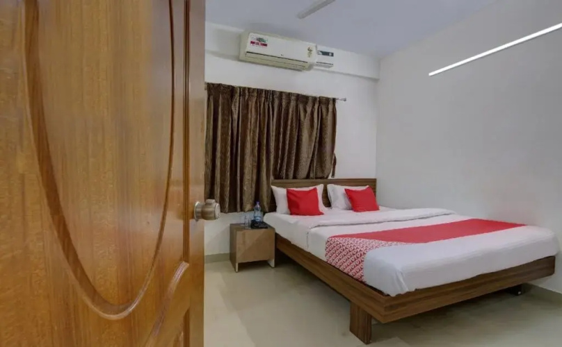 OYO 24850 Stay Zone