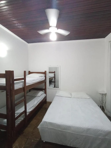 Excelente CASA COM GARAGEM E 3 QUARTOS PRAIA DOS ANJOS
