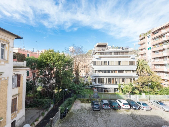 Rsh Vatican Bright Two Bedroom Apartment