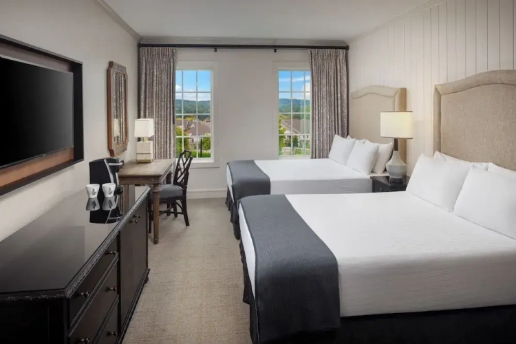 Deluxe Quadruple room