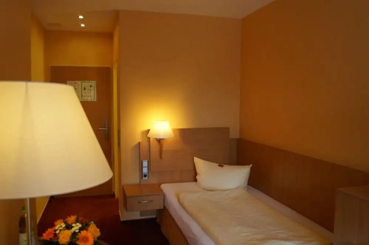 Standard Single room with balcony
