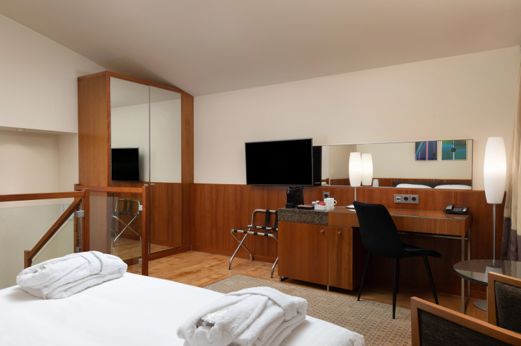 K+K Hotel Central photo 7