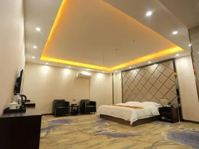 Ewan Hotel