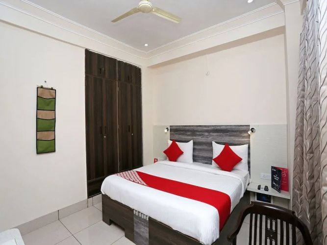 OYO 14444 JMK House