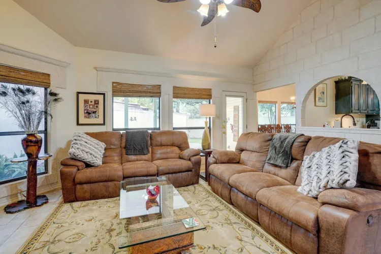 Spacious San Antonio Home w/ Patio + Grill!