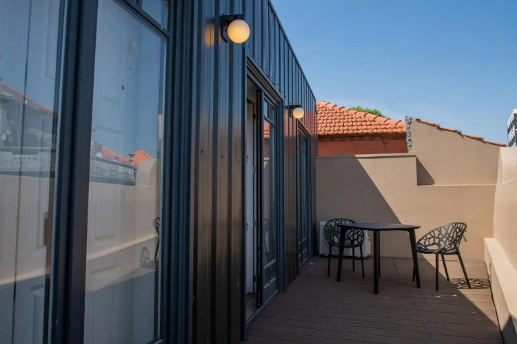 Spacious Studio w/ Balcony & AC by LovelyStay