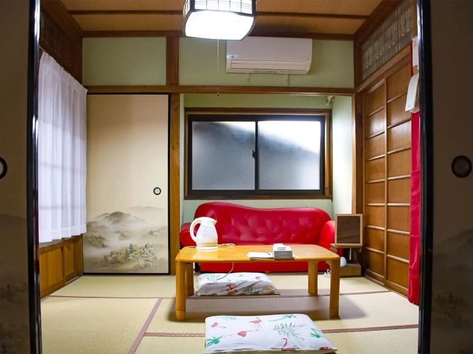 Standard Triple room