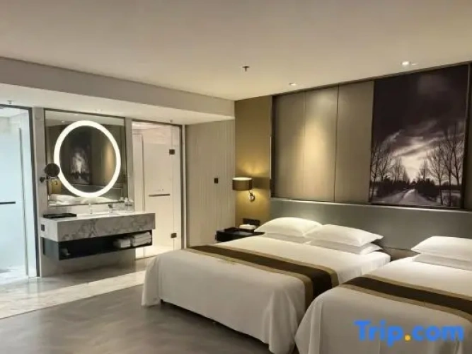Deluxe Family Suite