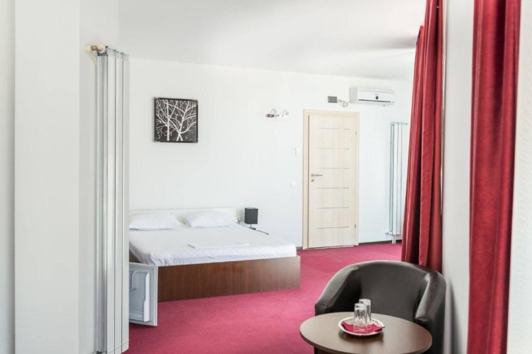 Deluxe Quadruple room