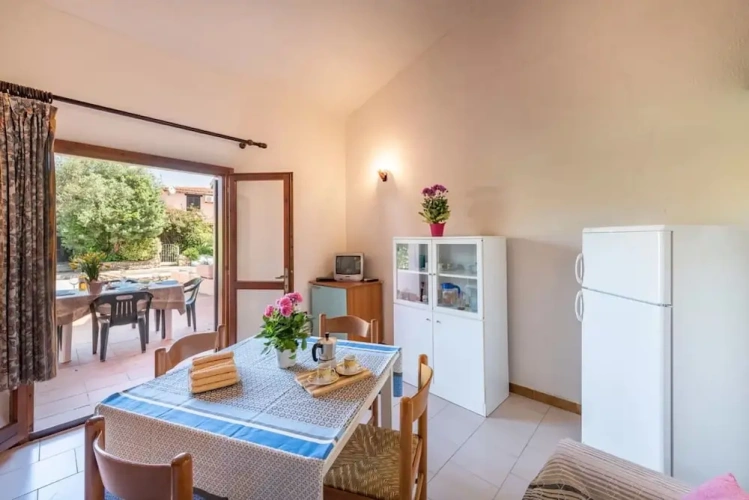 2 Bedrooms Apartment with city view