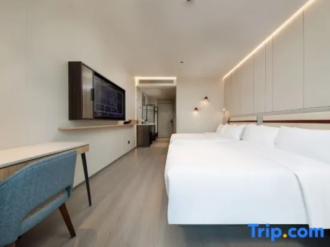 Standard Double room with view