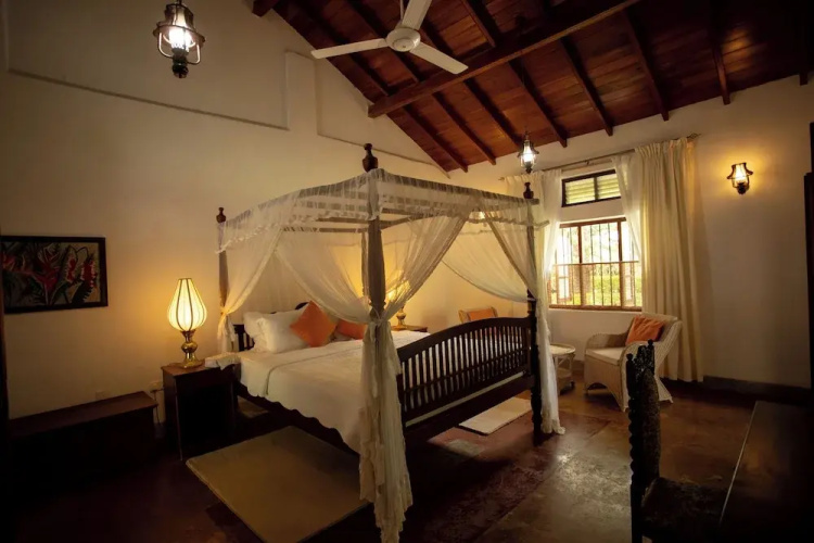 Eladetta Retreats