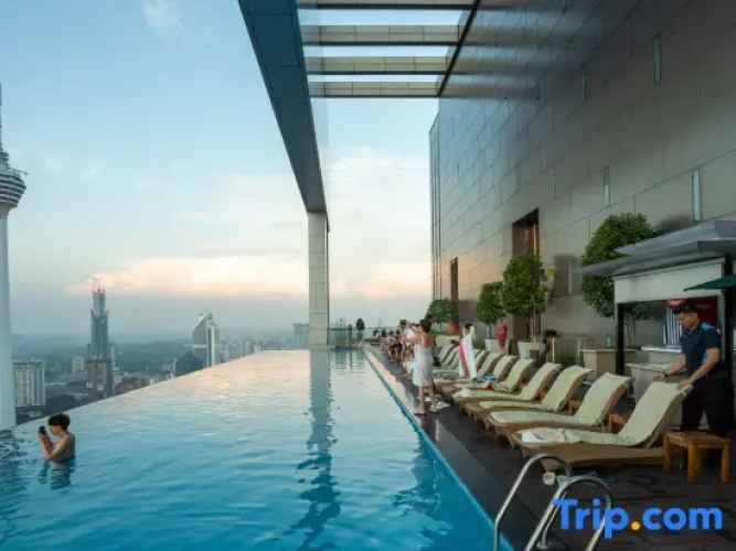 The Platinum KLCC by Holma
