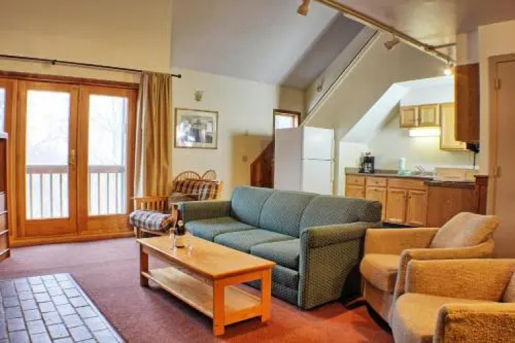 Whiffletree Condo A8