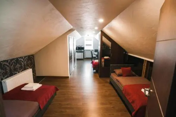 B&B Ghost Nakvyné