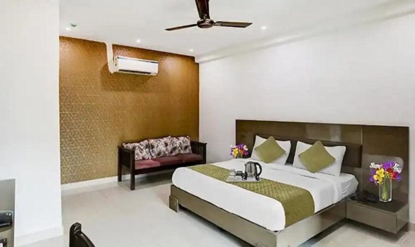 Fabhotel 19 West