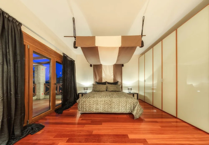 Ark Luxury Villa