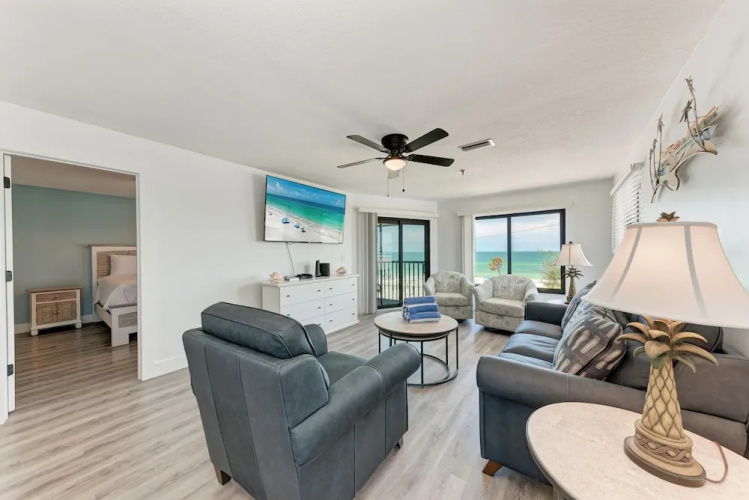 Anna Maria Island Beach Sands 202-private Beach Access-heated Pool
