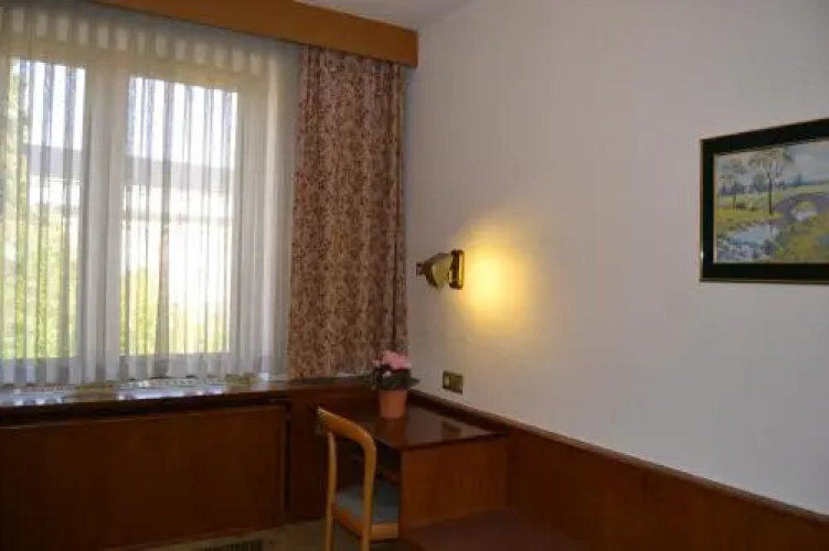 Top Hotel Garni