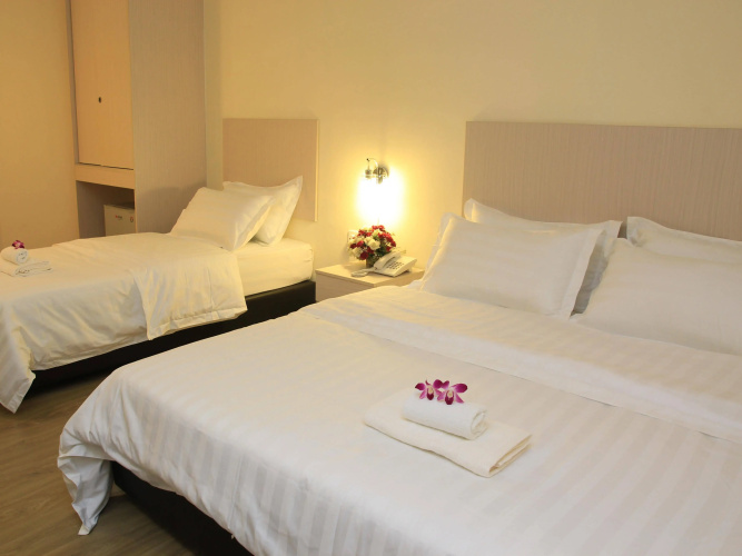 Hotel Zamburger Bukit Segar