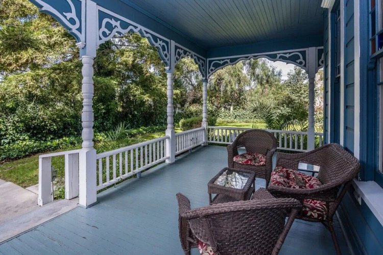 Kaleidoscope Inn & Gardens