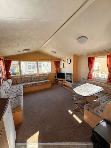 3 Bed Caravan - Side Gated Decking, Wifi, Pets