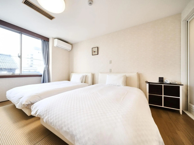 Okasan Hotel
